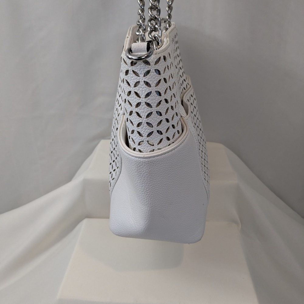 Dana Buchman White Laser-Cut Tote Bag - Picture 5 of 16